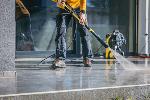 Best Garage Pressure Washing  in Omaha, TX